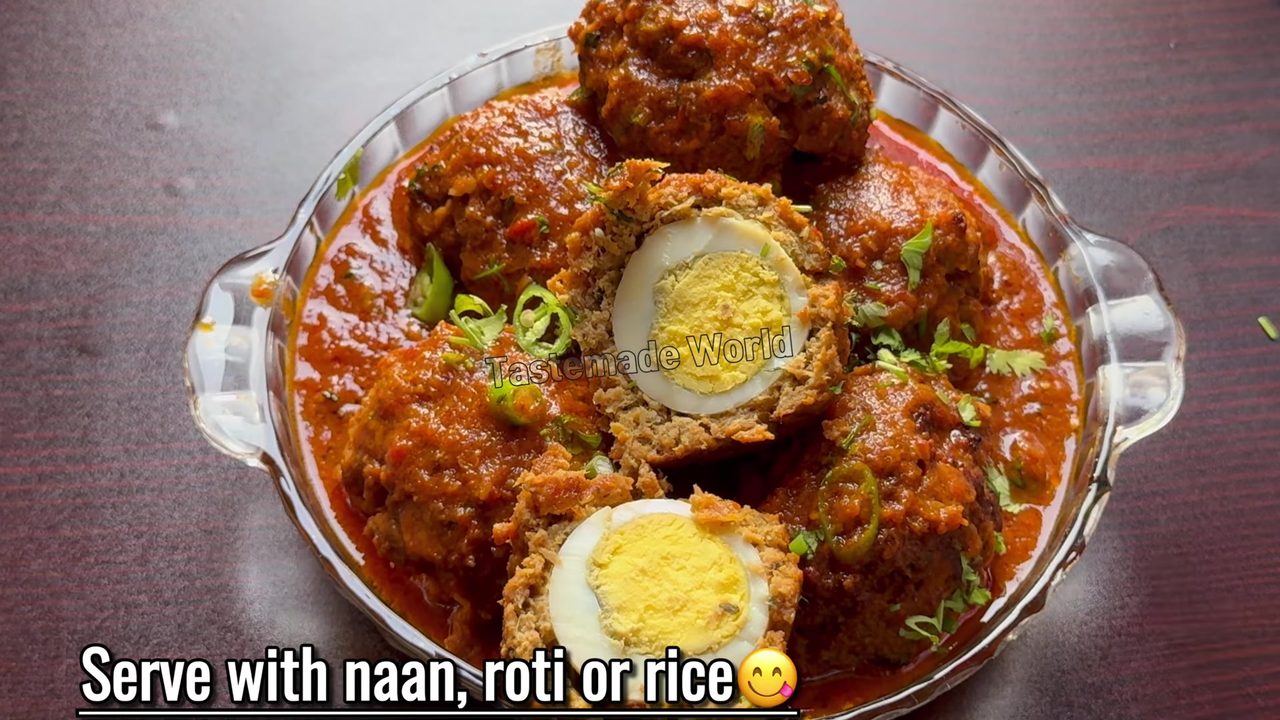 Nargisi Kofta Curry (Egg Kofta Curry)