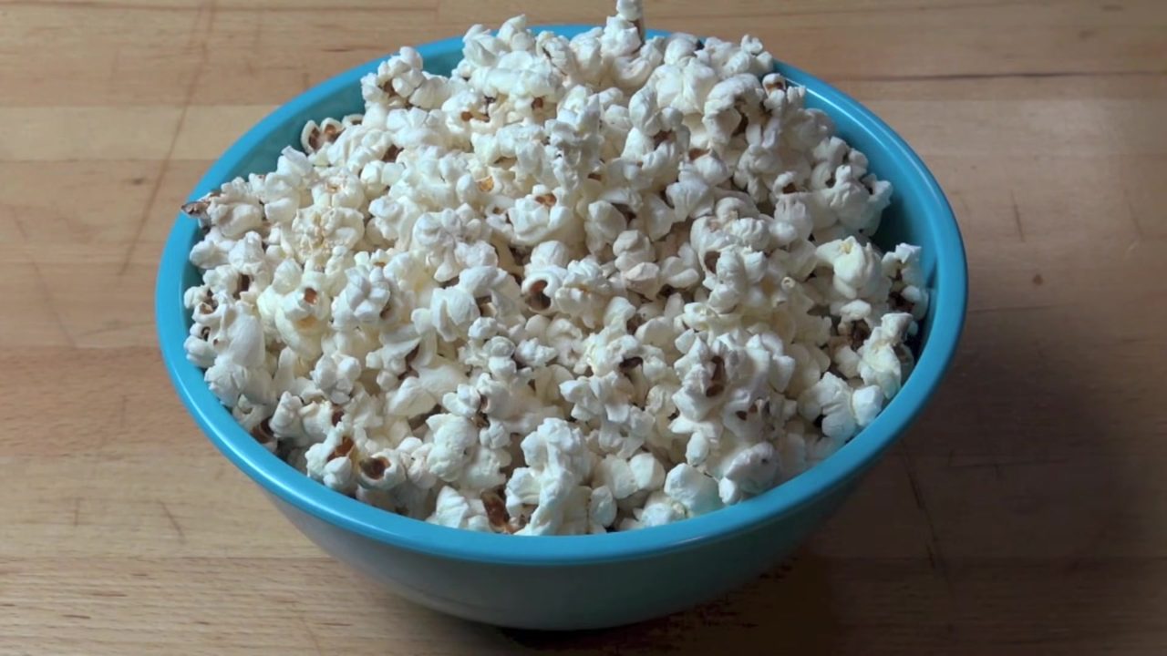 Stovetop Popcorn – Classic Snack
