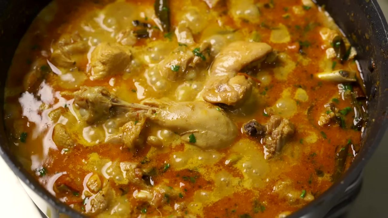 Kerala Style Chicken Curry