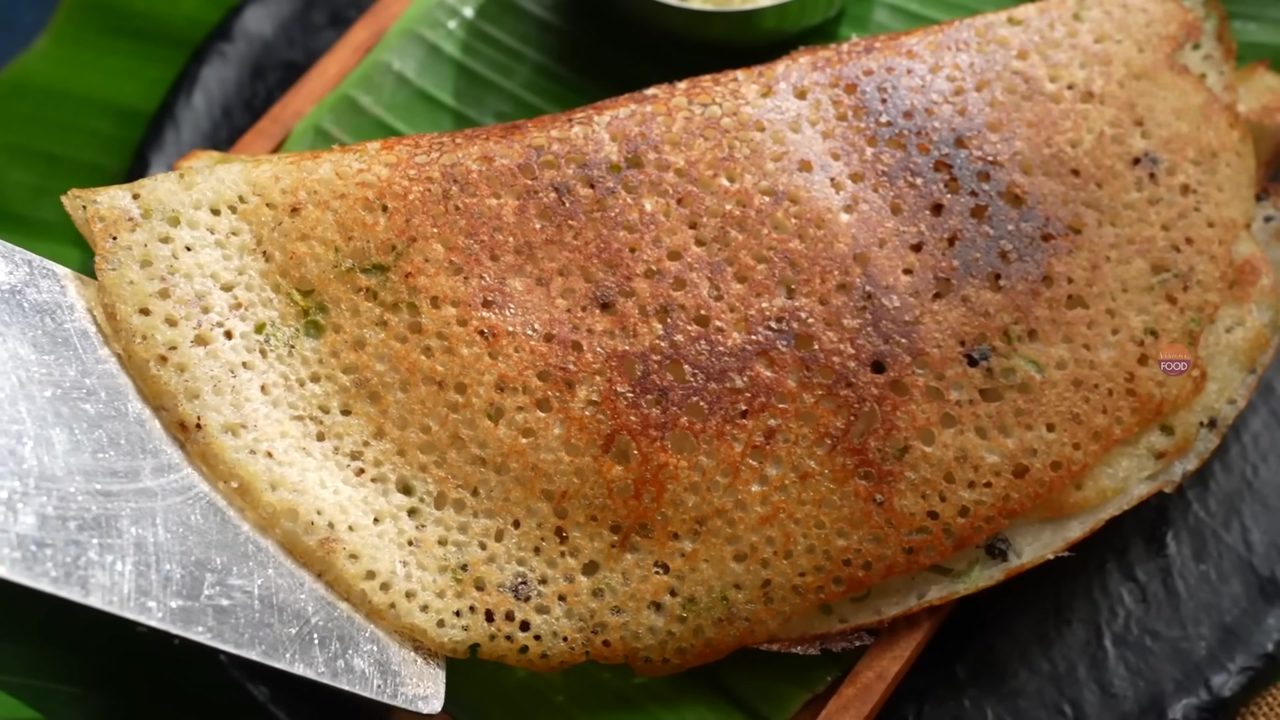 Madras Style Rava Dosa (Rava Attu)