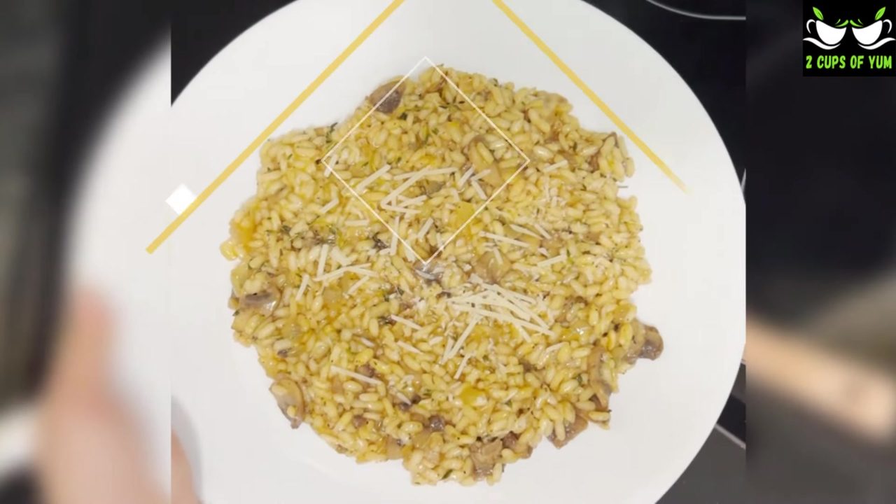 Mushroom Thyme Risotto - Classic Italian