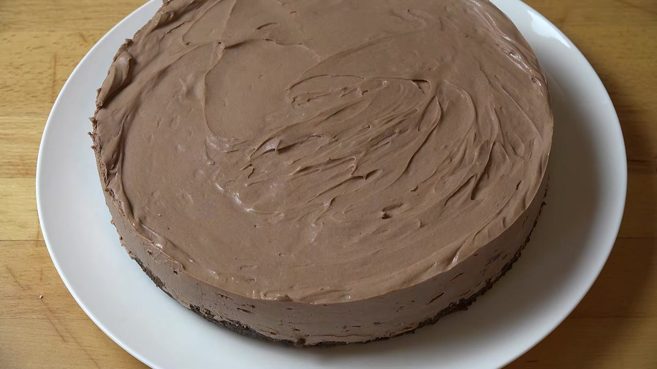 No-Bake Chocolate Cheesecake